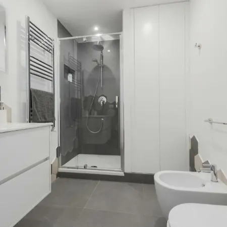 Apartment Farini Mailand